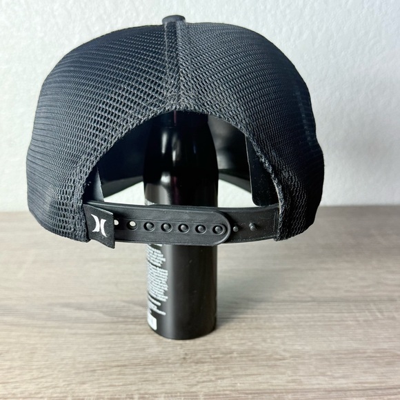 Hurley Black Trucker Cap - Picture 3 of 4